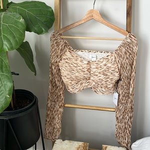 Japna long sleeved cropped top